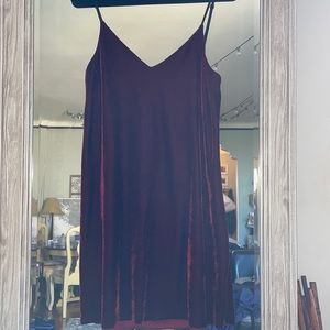 Burgundy velvet dress with black spaghetti strap sz large